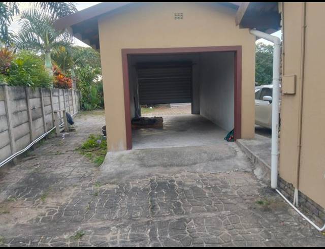 4 BEDROOM PROPERTY TO RENT IN ARBORETUM